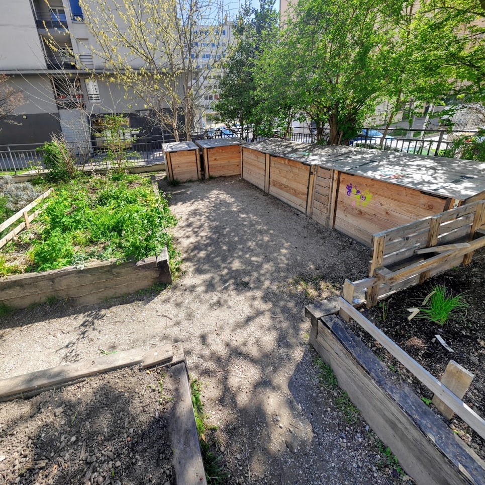 Compost tour